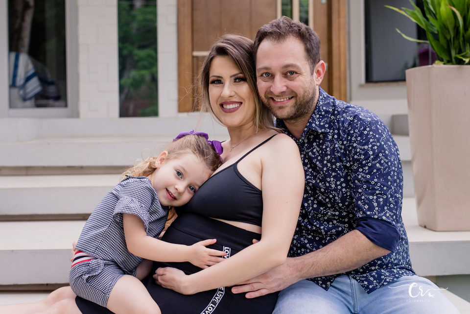 Douglas, Graciele e Laís na espera da Mariana